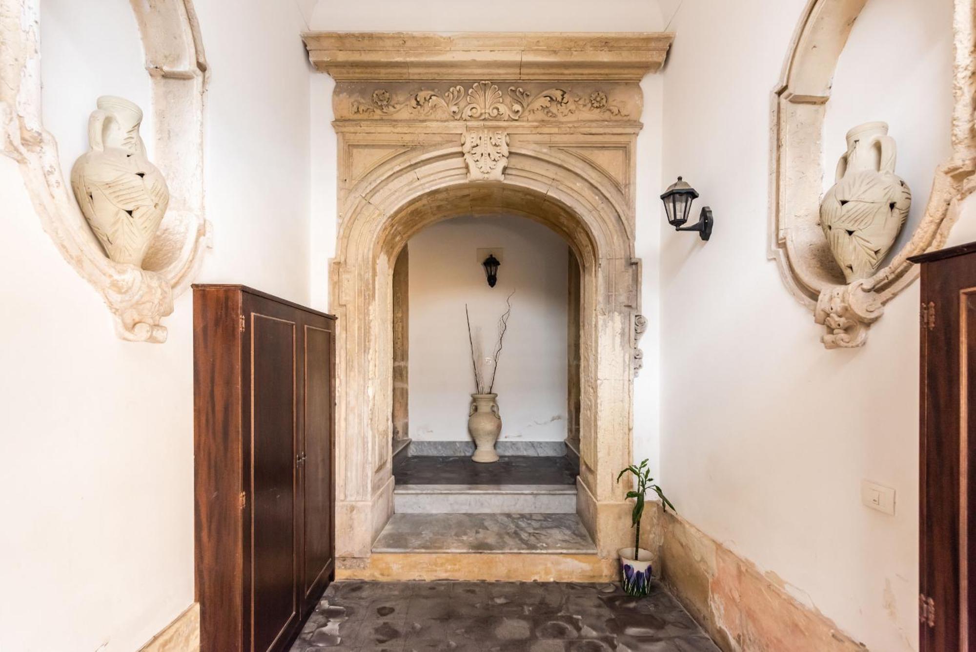 Palazzo Bozzanca Apartments By Wonderful Italy Syracuse Ngoại thất bức ảnh